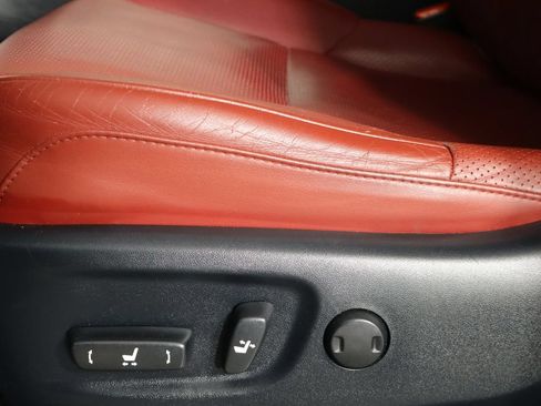 Used 2021 Lexus GX 460 Luxury w/ Accessory Package AWD/4WD image 24
