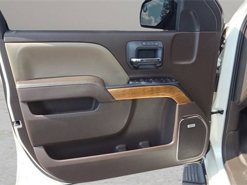 Used 2015 Chevrolet Silverado 1500 LTZ w/ Texas Edition, 1LZ Trim image 22