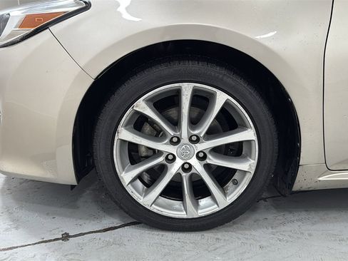 Used 2015 Toyota Avalon XLE Touring image 24
