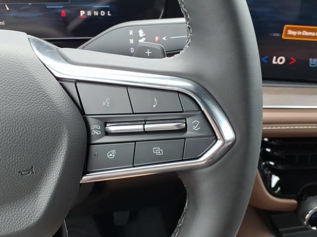 New 2026 Chevrolet Tahoe High Country AWD/4WD image 15