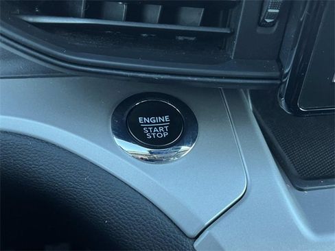 Certified 2023 Ford Explorer XLT image 26