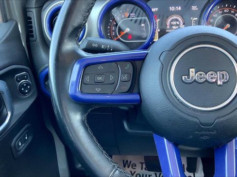 Used 2021 Jeep Gladiator Sport AWD/4WD image 24
