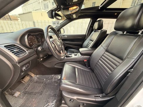 Used 2021 Jeep Grand Cherokee Limited X image 20