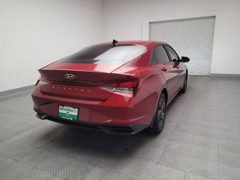Used 2023 Hyundai Elantra SEL image 7