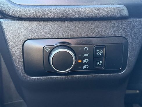 Used 2025 Ford Escape ST-Line image 17