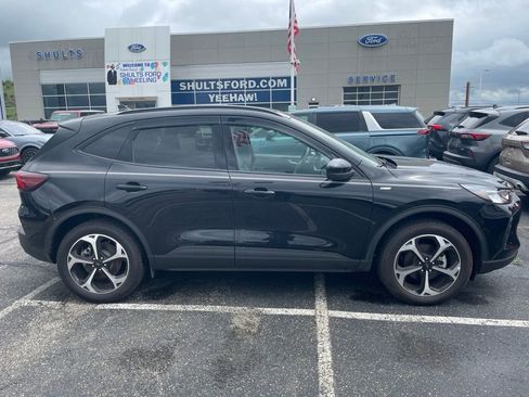 Used 2025 Ford Escape ST-Line Select w/ Tech Pack #1 AWD/4WD image 5