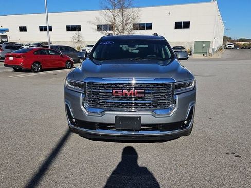 Used 2023 GMC Acadia Denali image 3