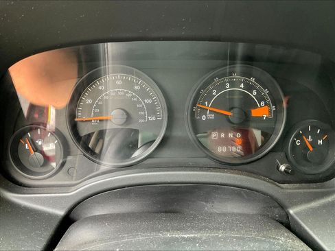Used 2014 Jeep Compass Sport w/ Power Value Group FWD image 14
