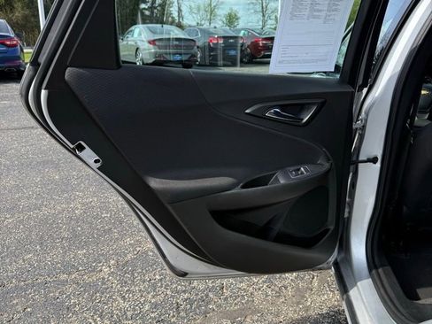 Used 2022 Chevrolet Malibu LT FWD image 12
