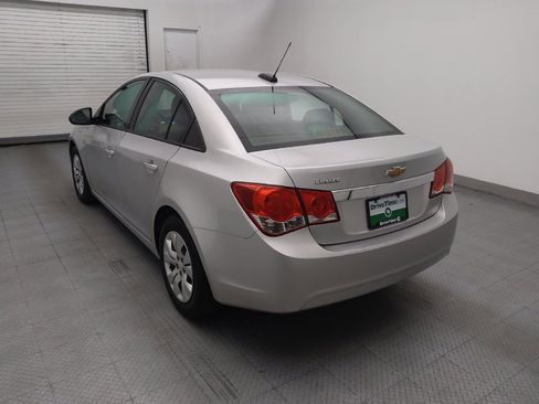 Used 2015 Chevrolet Cruze LS FWD image 5