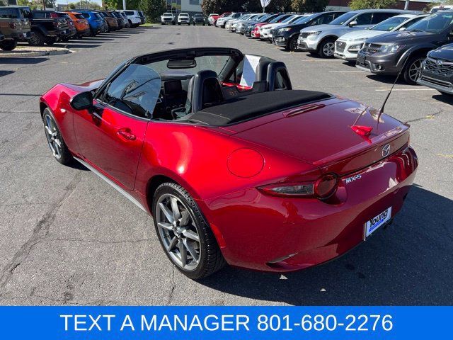 Used 2023 MAZDA MX-5 Miata Grand Touring RWD image 3