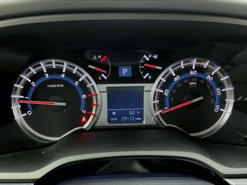 Used 2018 Toyota 4Runner SR5 Premium RWD image 25
