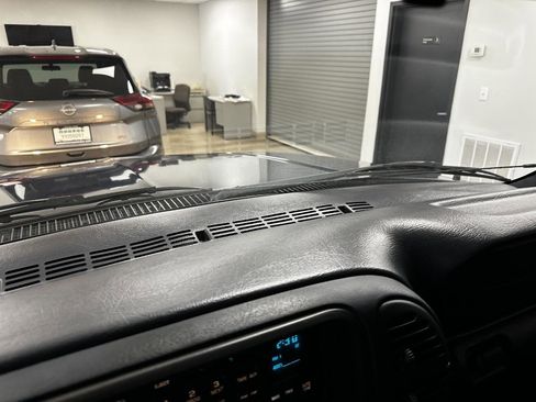 Used 1998 Chevrolet Silverado 1500 4x4 Extended Cab w/ Preferred Equipment Group 2 image 50