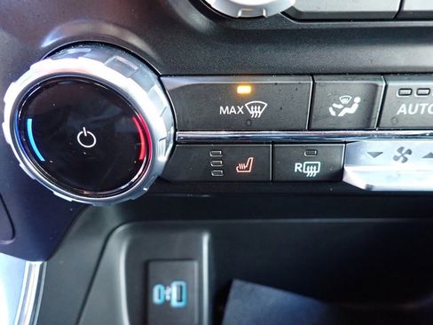 Certified 2023 Ford F150 XLT w/ Equipment Group 302A High image 21