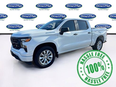 Used 2022 Chevrolet Silverado 1500 Custom RWD image 3