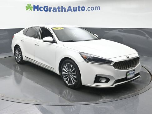 Used 2019 Kia Cadenza Premium image 2