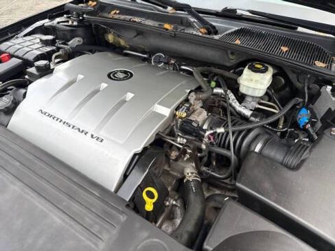 Used 2007 Cadillac DTS Luxury I w/ Sun And Sound Package image 17