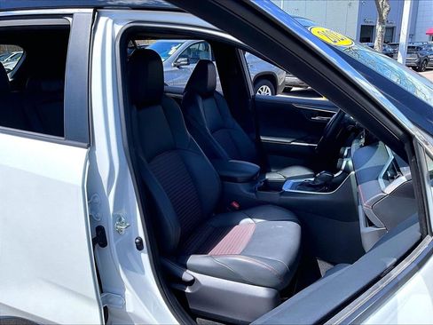 Used 2023 Toyota RAV4 XSE w/ Weather Package AWD/4WD image 11