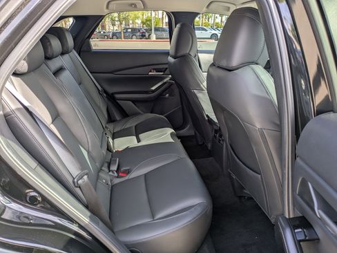 New 2025 MAZDA CX-30 AWD 2.5 S w/ Select Sport Pkg image 19