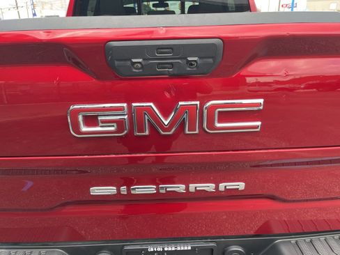 Used 2021 GMC Sierra 1500 SLT AWD/4WD image 11