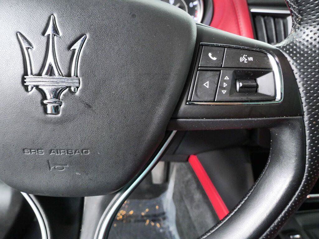 Used 2022 Maserati Levante Modena AWD/4WD image 10