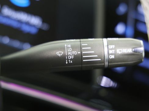 Used 2024 Cadillac Escalade Sport image 24