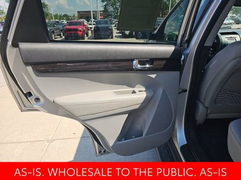Used 2012 Kia Sorento FWD image 27