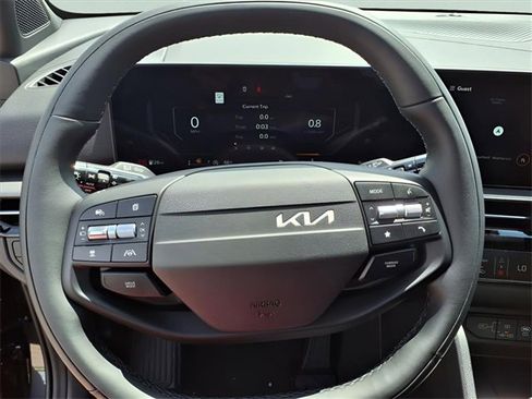 New 2026 Kia Sportage X-Line w/ X-Line Technology Package image 16