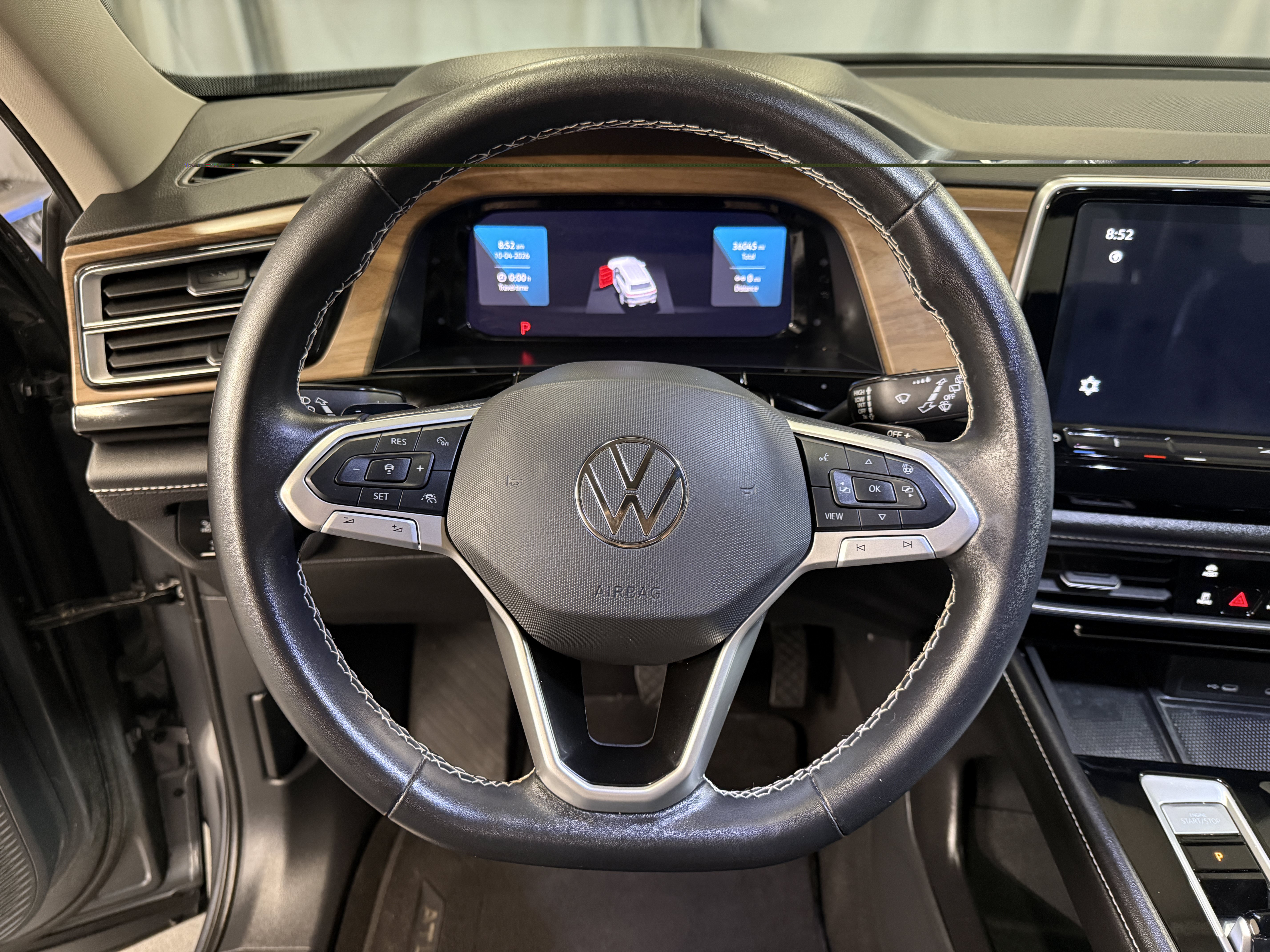 Certified 2024 Volkswagen Atlas SE w/ Black Wheel Package AWD/4WD image 23