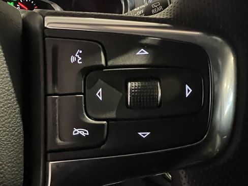 New 2025 Chevrolet Blazer LT w/ Midnight/Sport Edition image 13