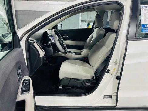 Used 2021 Honda HR-V LX image 20