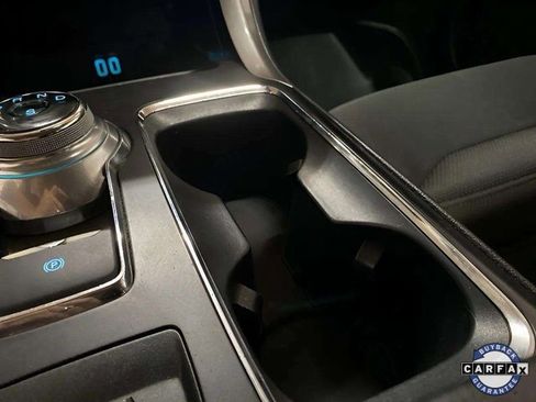 Used 2019 Ford Fusion SE image 49