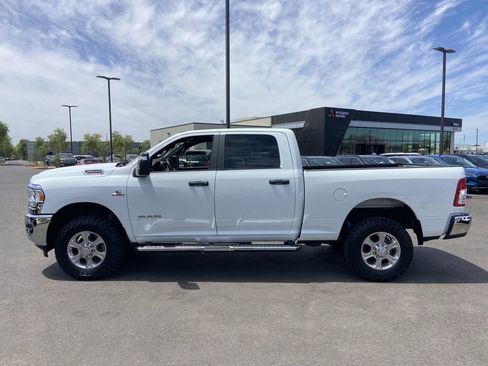 Used 2024 RAM 2500 Big Horn w/ Off Road Package AWD/4WD image 4