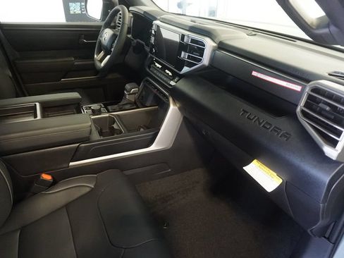 New 2026 Toyota Tundra SR5 AWD/4WD image 25