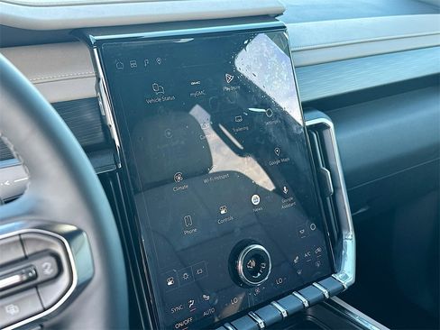 Used 2026 GMC Acadia Elevation w/ Black Edition image 13