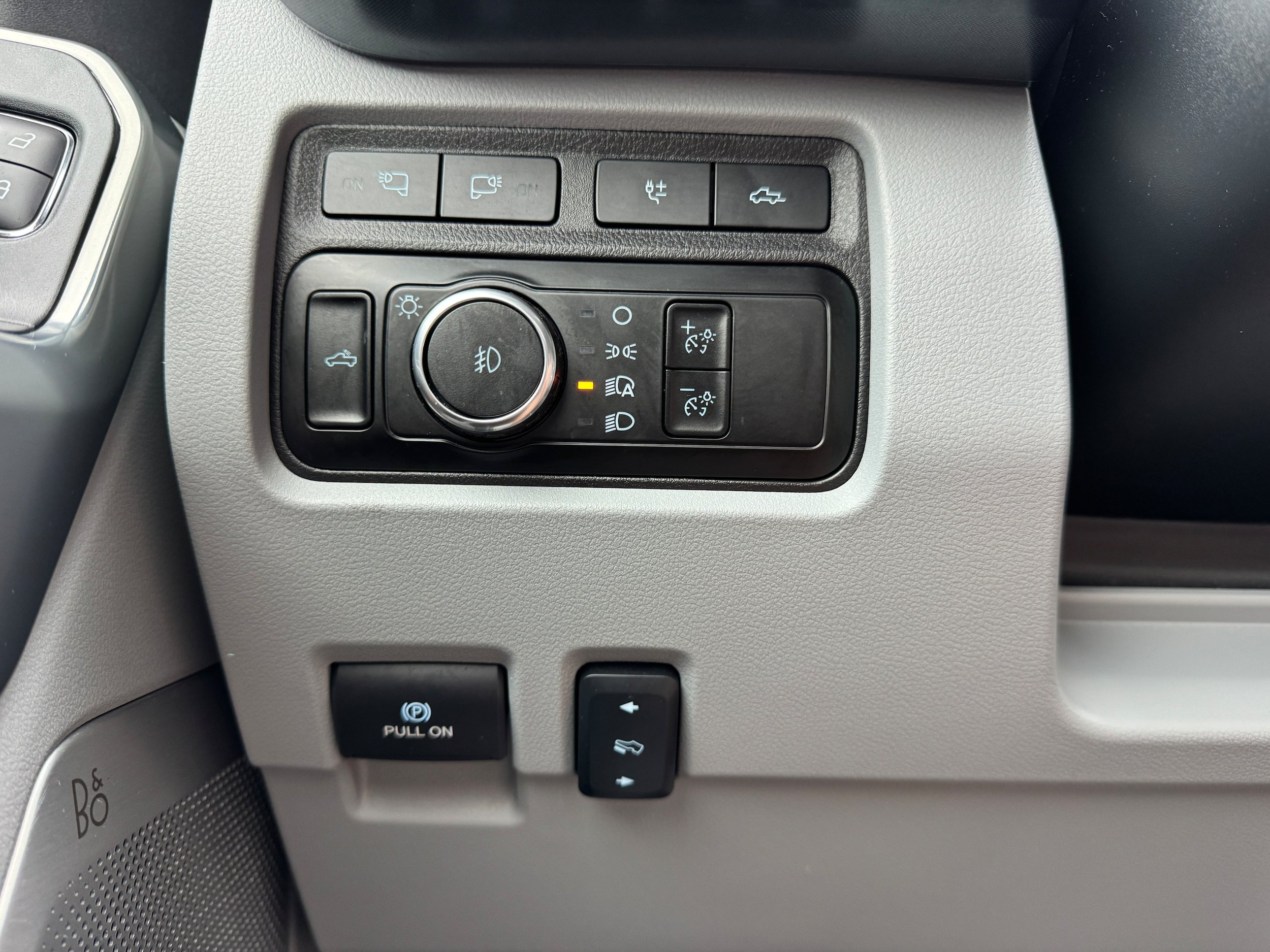 Used 2024 Ford F450 Limited w/ FX4 Off-Road Package AWD/4WD image 20