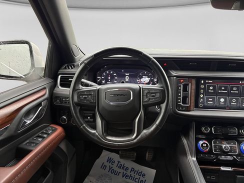 Used 2023 GMC Yukon Denali Ultimate AWD/4WD image 14
