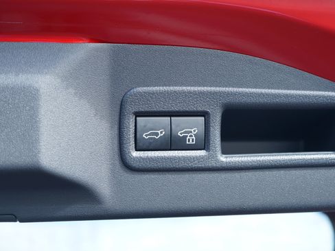 Used 2024 Subaru Solterra Touring image 12