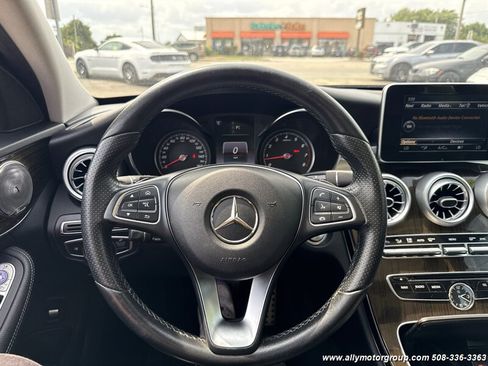 Used 2017 Mercedes-Benz C 300 4MATIC Sedan image 19
