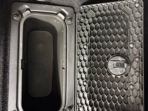 Used 2019 RAM 1500 Classic SLT RWD image 42