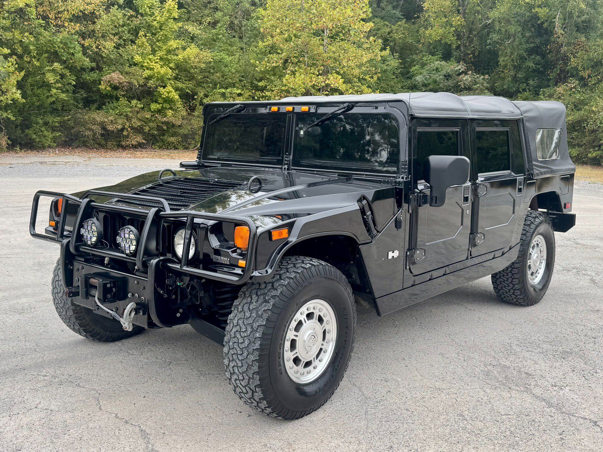Used 2004 HUMMER H1 4-Door Open Top AWD/4WD image 2