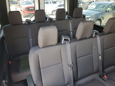 Used 2024 Mercedes-Benz Sprinter 2500 image 9