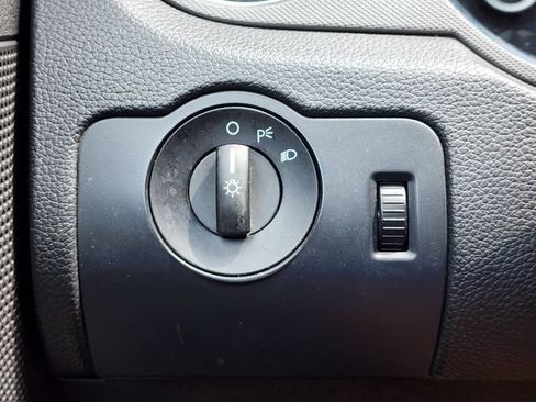 Used 2014 Ford Mustang Convertible RWD image 29