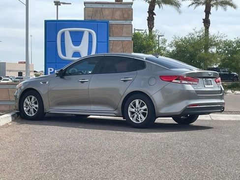 Used 2018 Kia Optima LX image 5