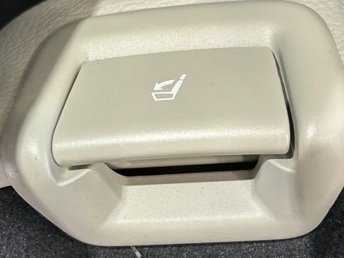 Used 2020 Volvo XC90 T5 Momentum w/ Protection Package Premier AWD/4WD image 32