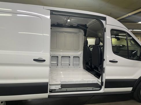 New 2026 Ford Transit 250 148 Medium Roof Extended AWD image 12