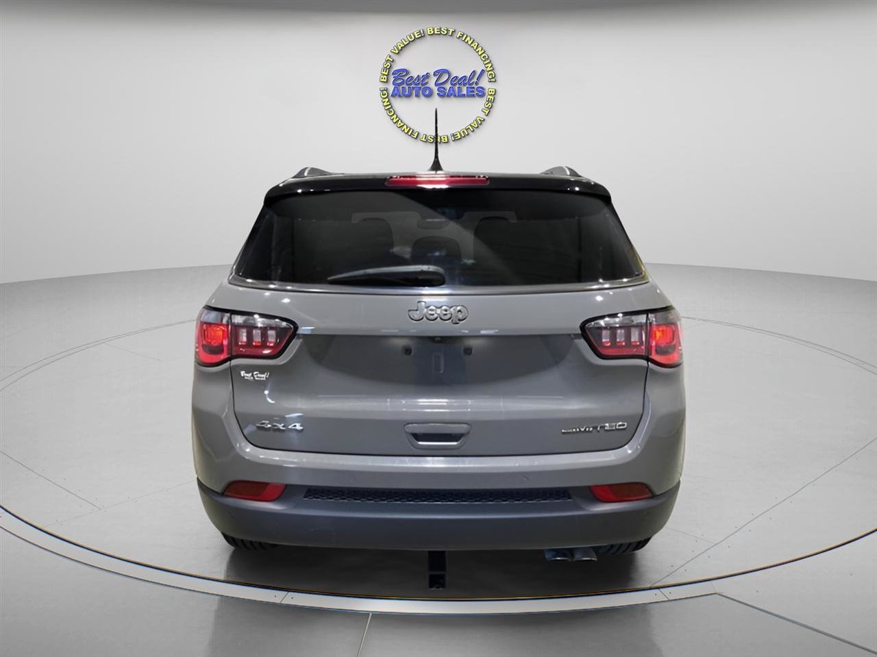 Used 2021 Jeep Compass Limited AWD/4WD image 3