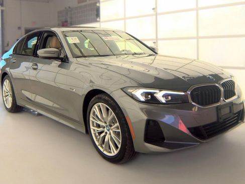 Used 2023 BMW 330e xDrive w/ Driving Assistance Package AWD/4WD image 2
