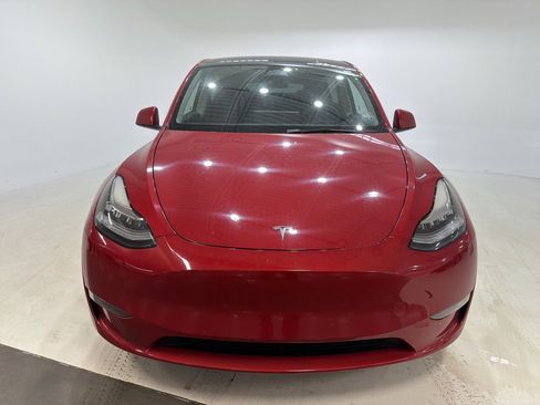 Used 2023 Tesla Model Y Long Range image 2
