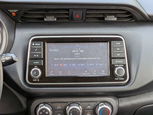 Used 2022 Nissan Kicks S FWD image 18